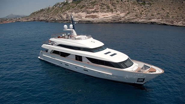 Sanlorenzo SD 112 Motor Yacht Piacere sold by Nautique Yachting