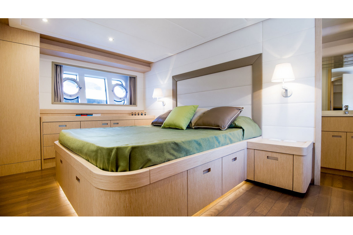 APREAMARE MAESTRO 66 2015