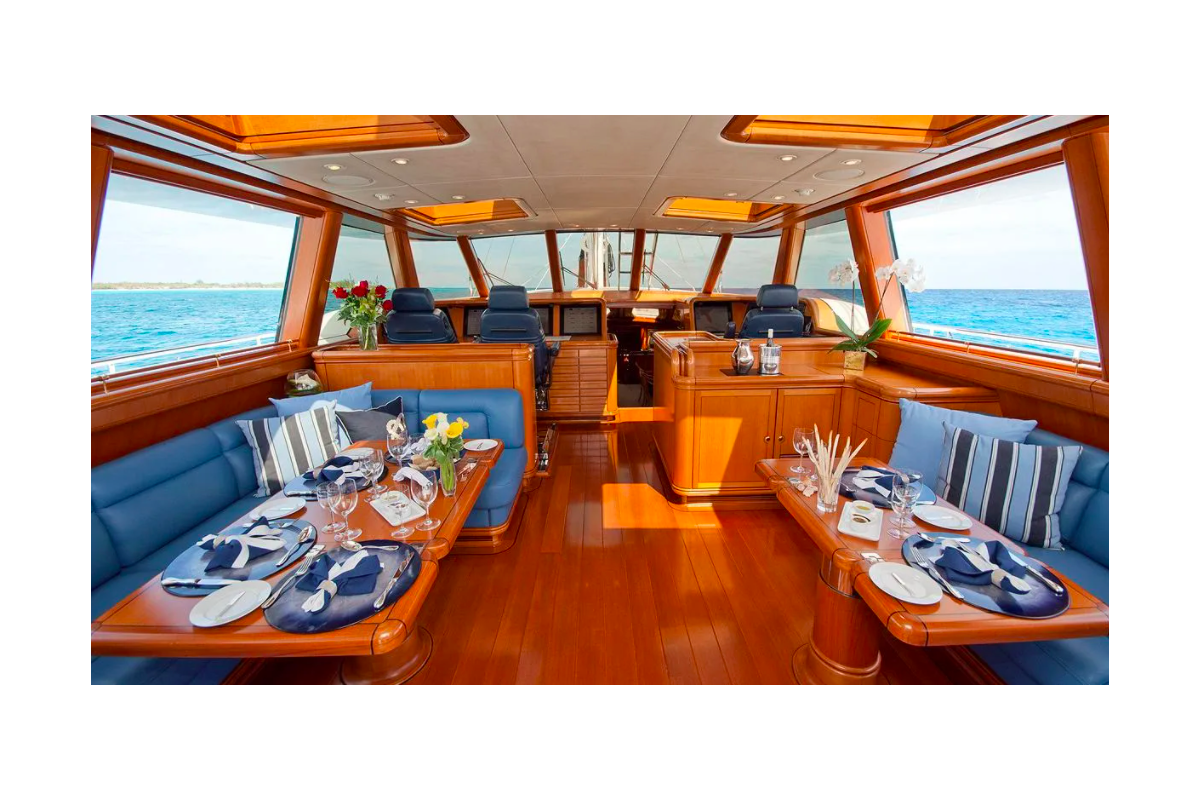 ROYAL HUISMAN  1998