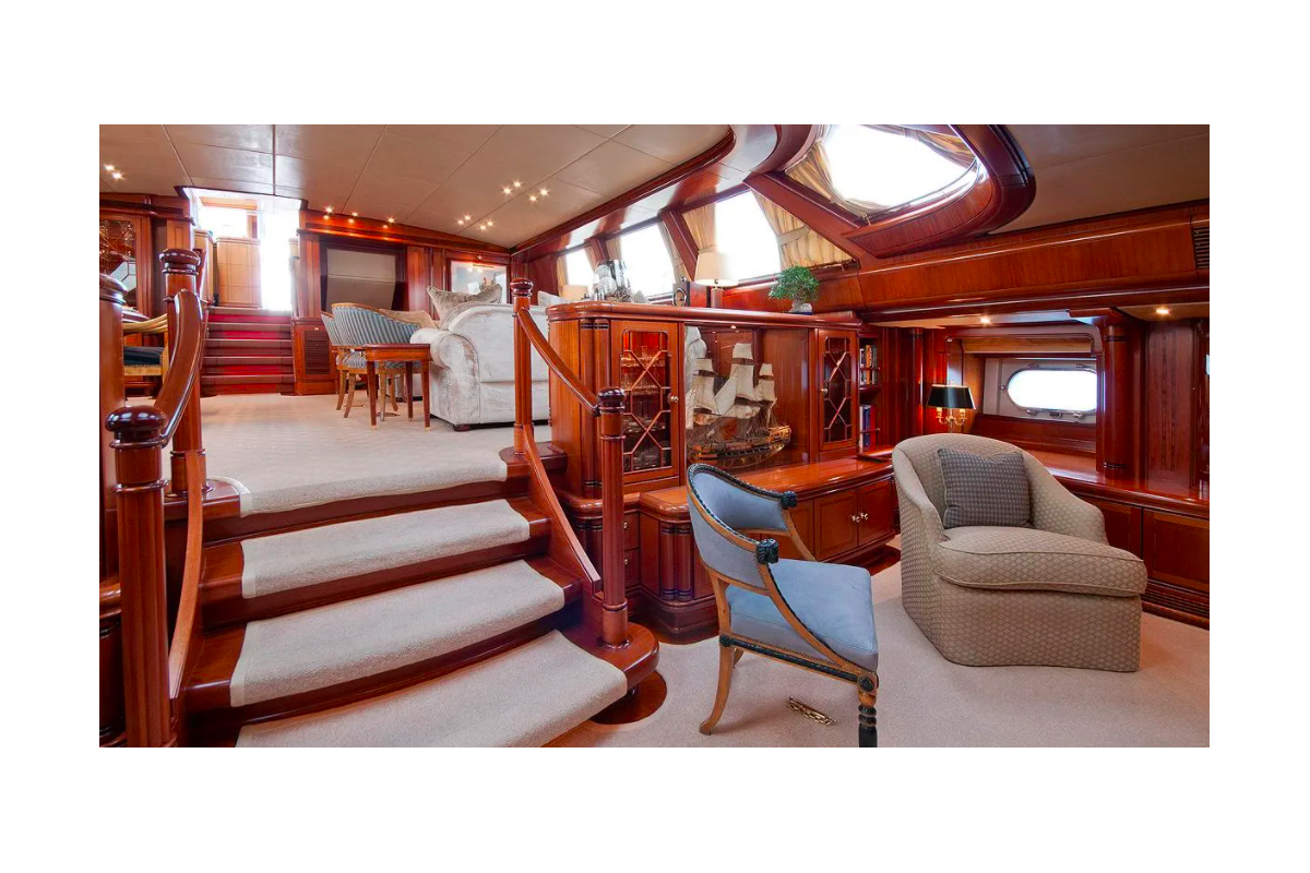 ROYAL HUISMAN  1998