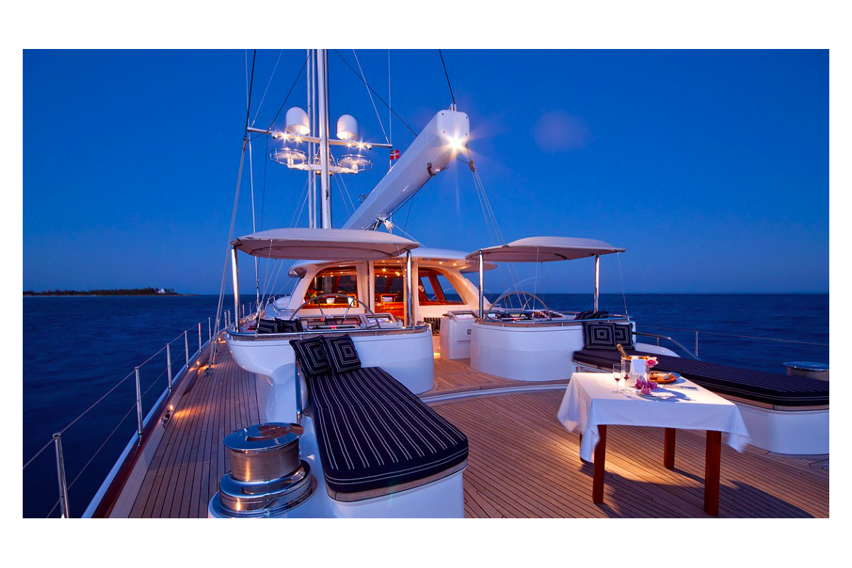 ROYAL HUISMAN  1998