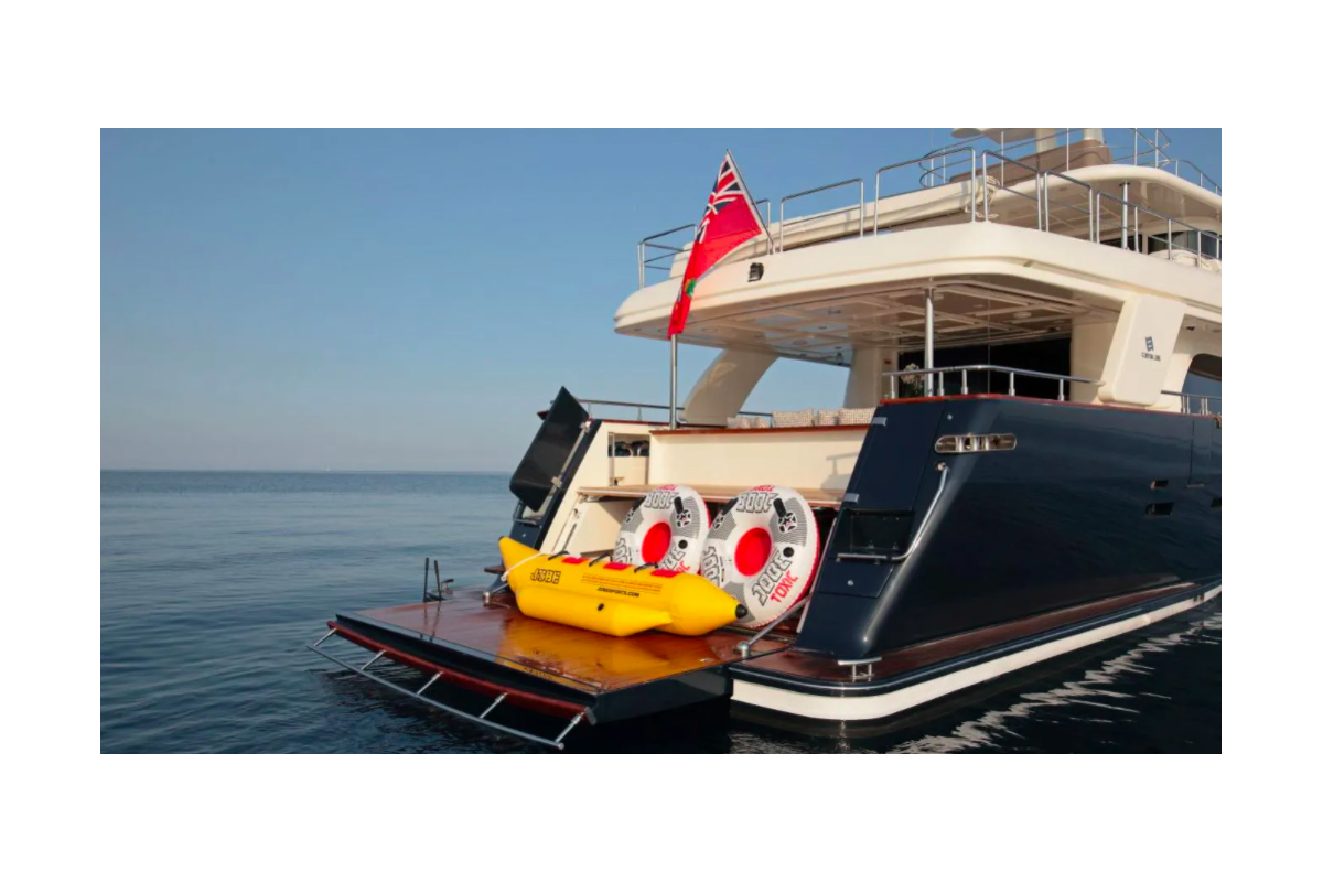 FERRETTI  2006