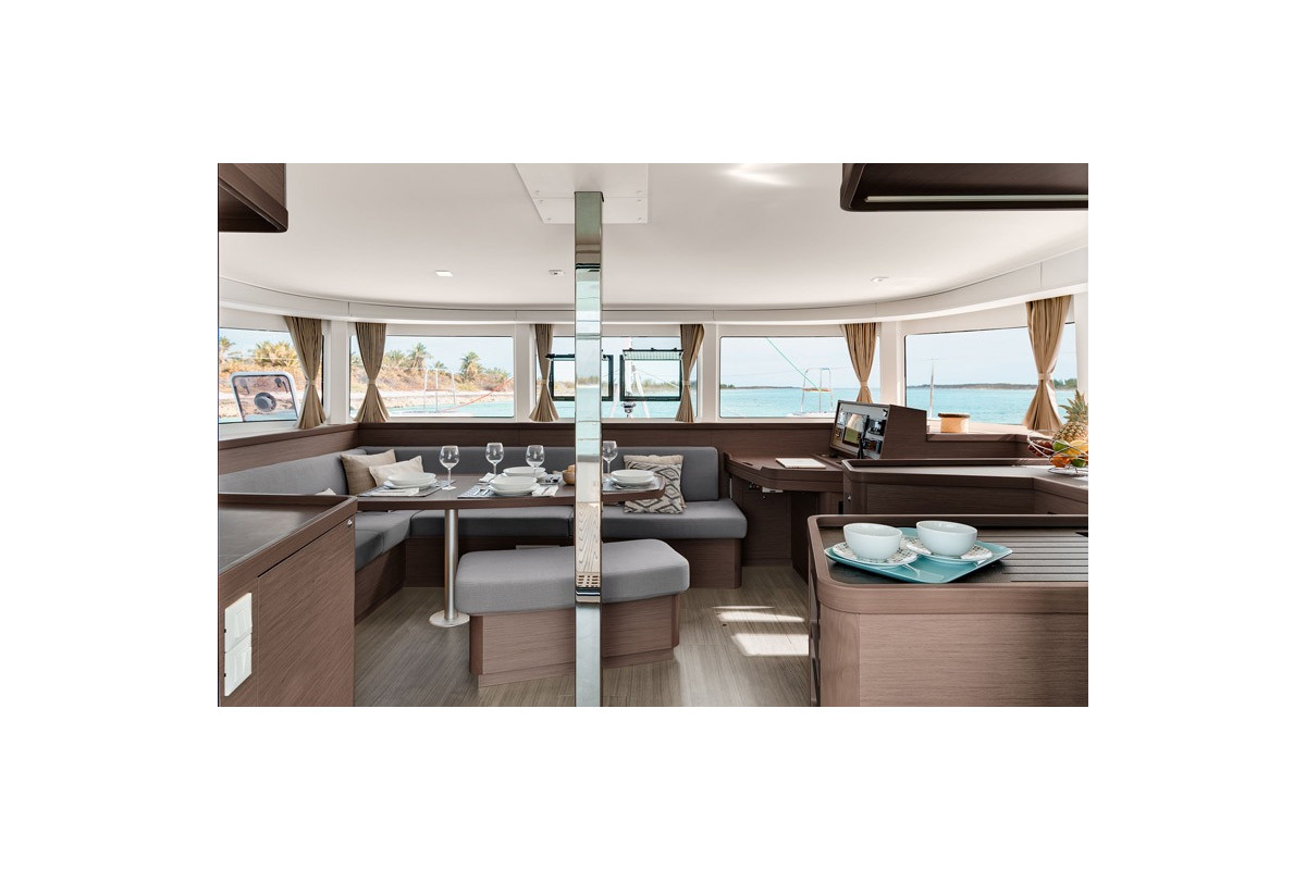 BENETEAU LAGOON 42 2018