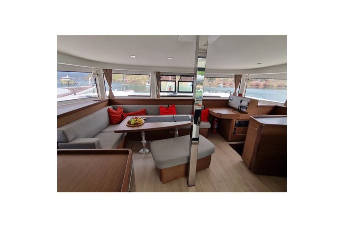 BENETEAU LAGOON 42 2018