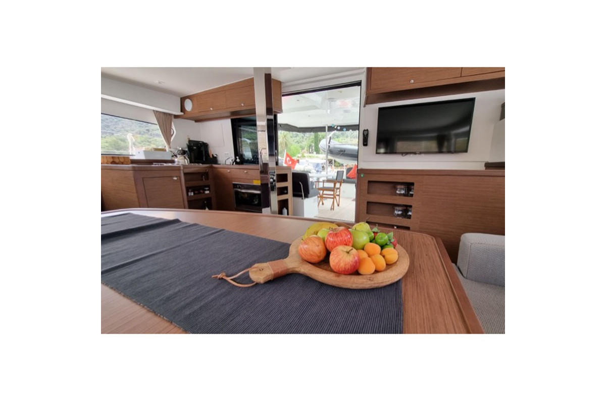 BENETEAU LAGOON 42 2018