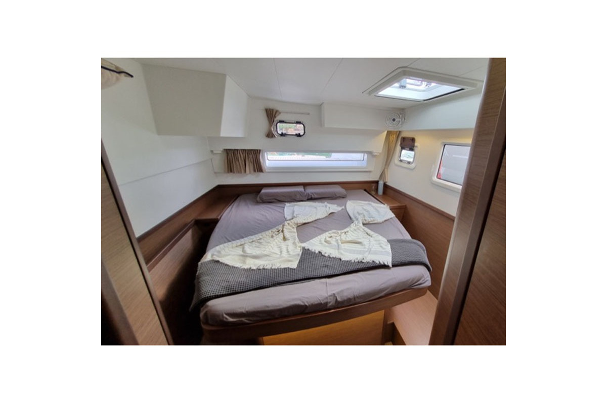 BENETEAU LAGOON 42 2018