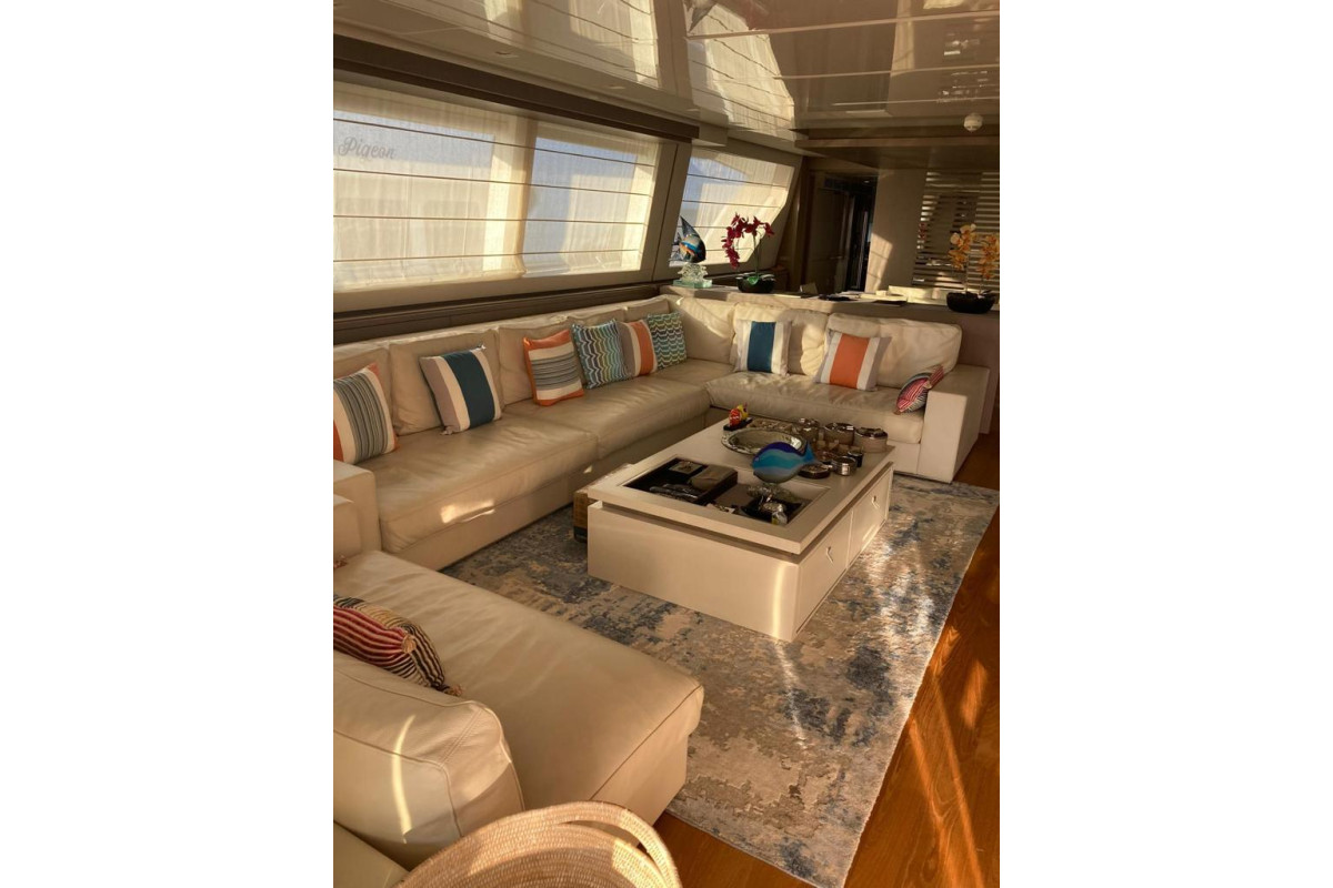 FERRETTI CUSTOM LINE 108 2016