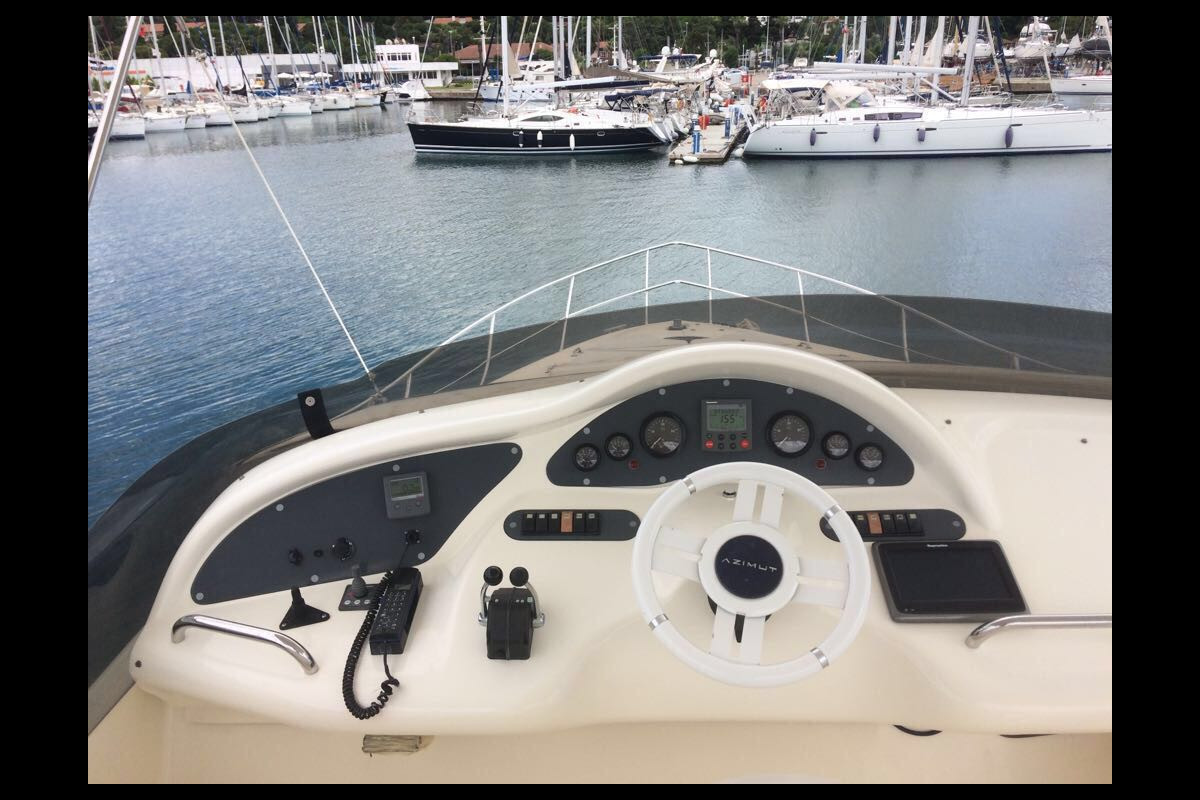 AZIMUT 46 FLY 2005