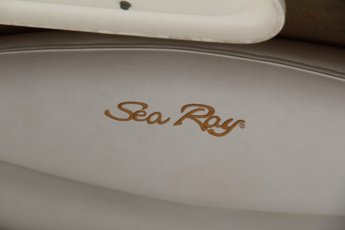 SEA RAY SUNDANCER 410 2003