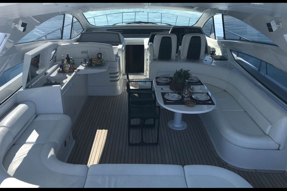 PERSHING 56 2009