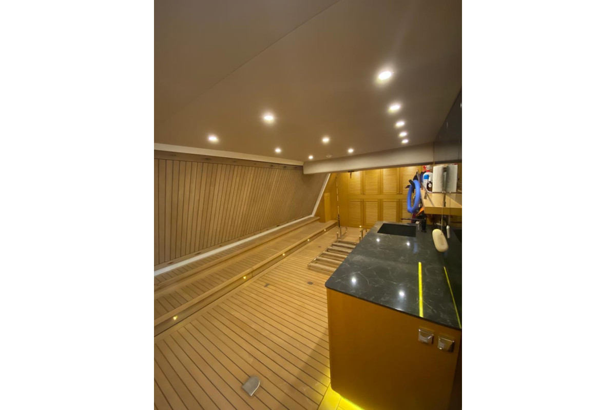 CANTIERI DI PISA AKHIR 125 2001