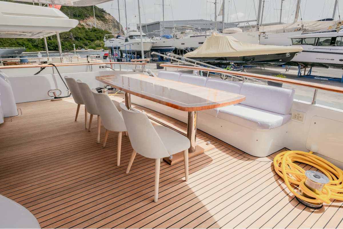 CANTIERI DI PISA AKHIR 125 2001
