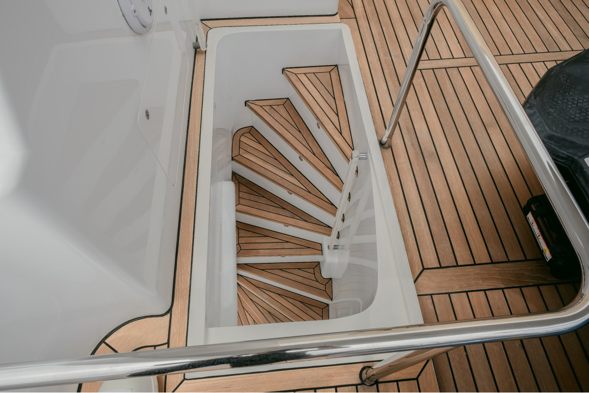 CANTIERI DI PISA AKHIR 125 2001