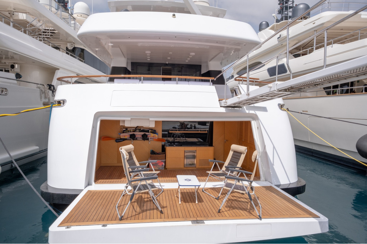 CANTIERI DI PISA AKHIR 125 2001