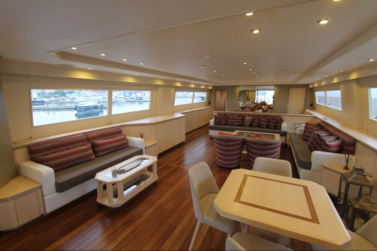CANTIERI DI PISA AKHIR 125 2001