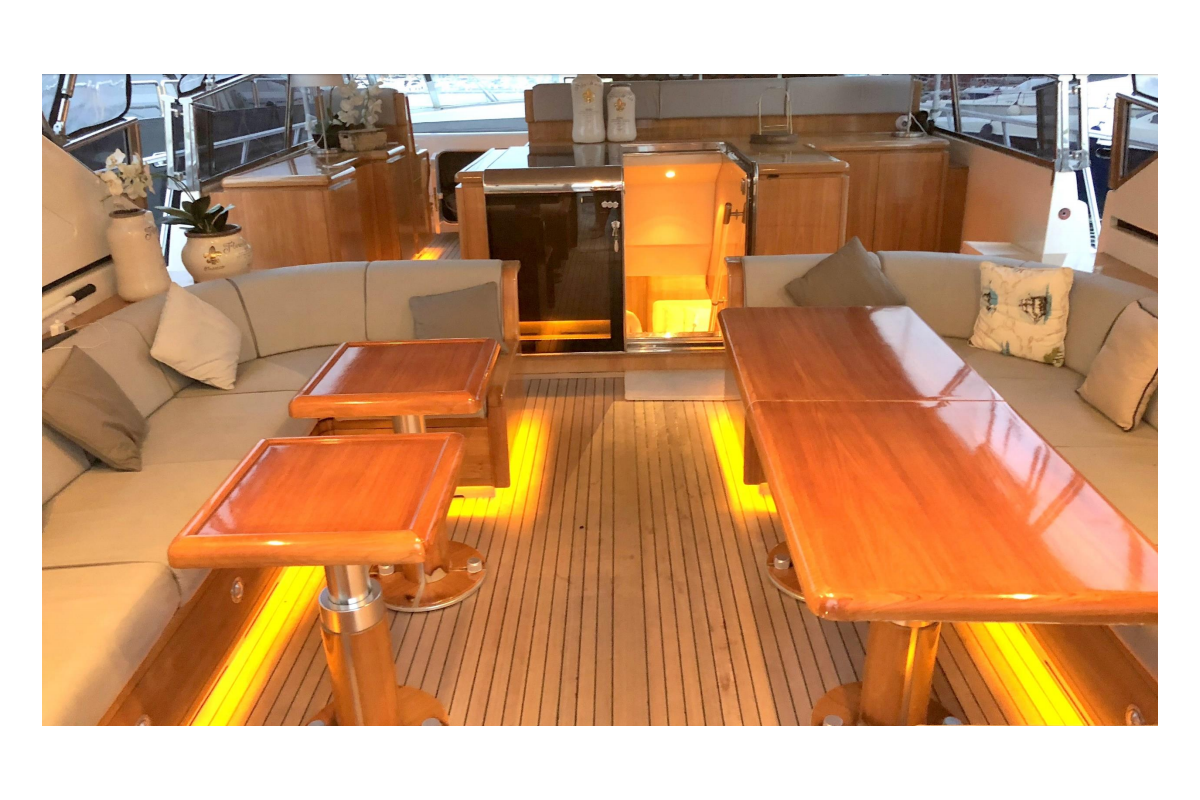 MANGUSTA 80 2003