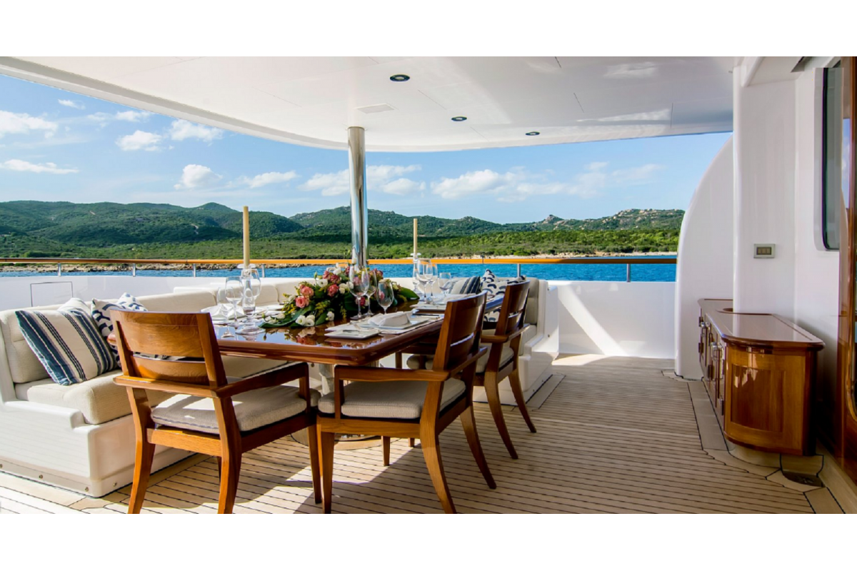 FEADSHIP 40M 2002