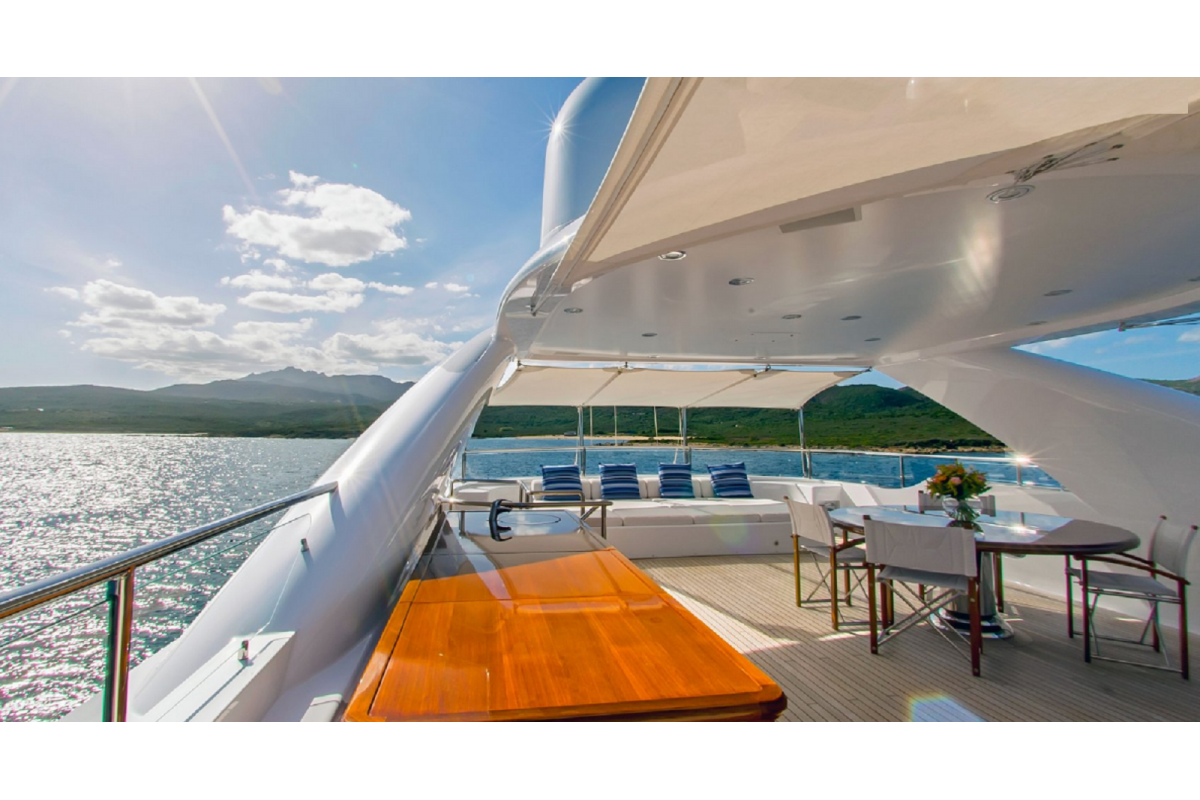 FEADSHIP 40M 2002