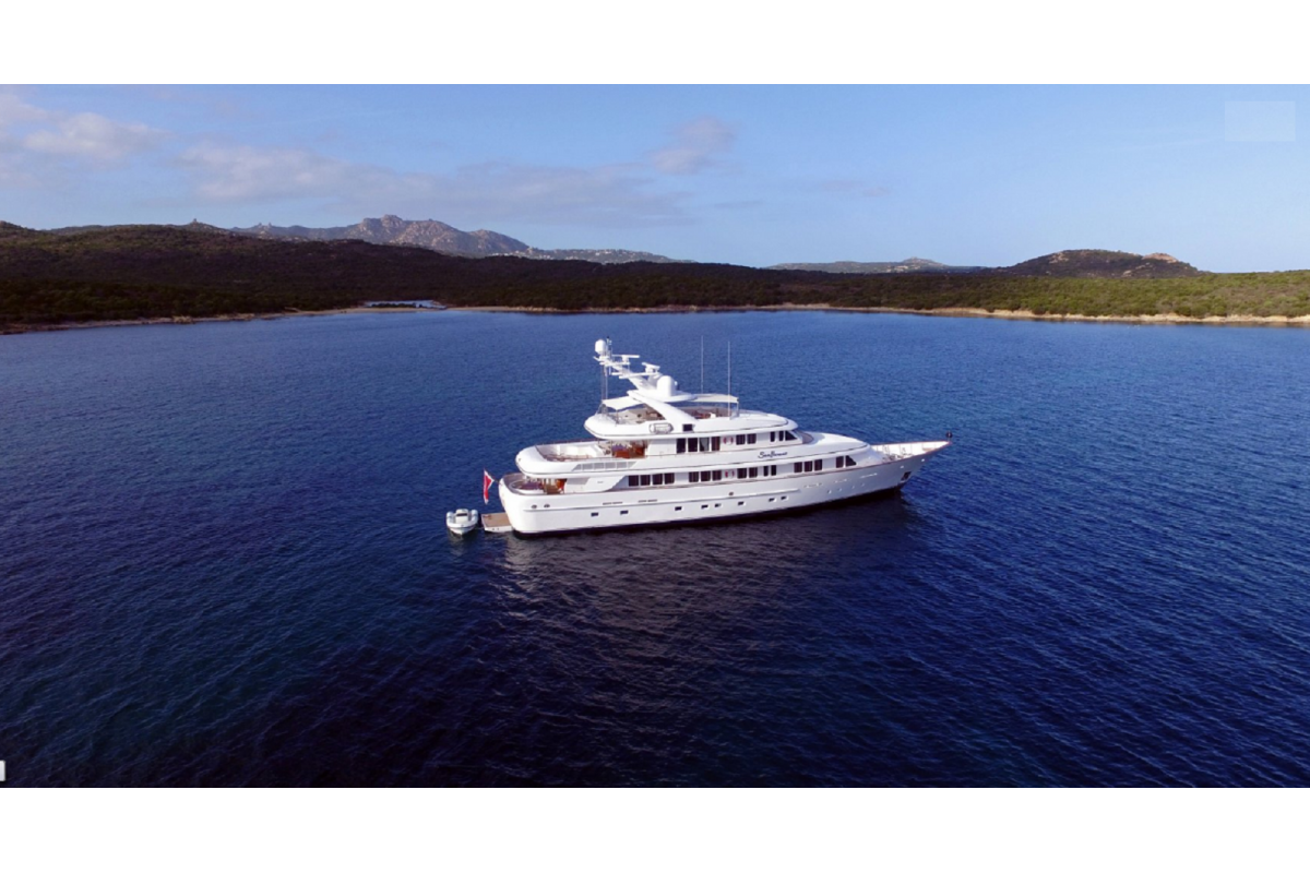 FEADSHIP 40M 2002