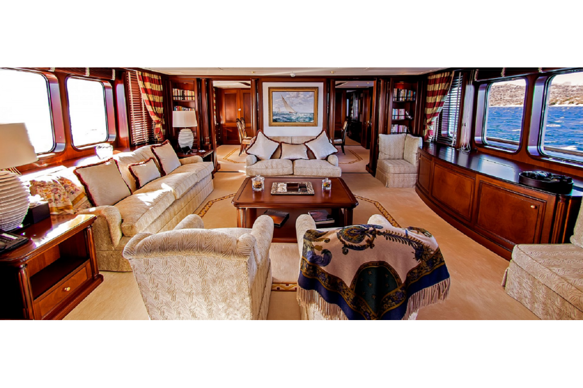 FEADSHIP 40M 2002